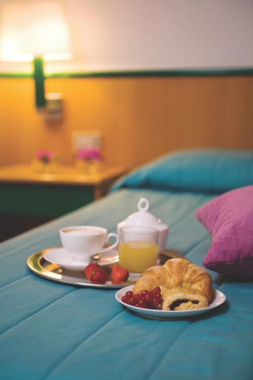 Hotel Ramoverde Borgomanero Δωμάτιο φωτογραφία
